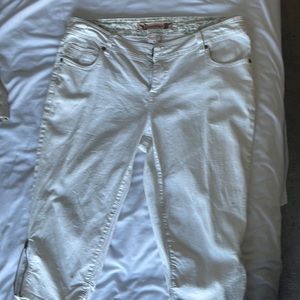 Capri white jeans